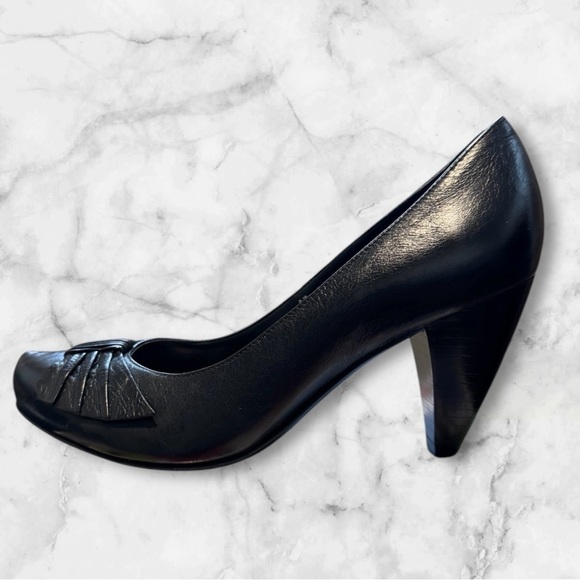 💟💎Vianni Vintage Black Leather High Heels - Picture 8 of 15